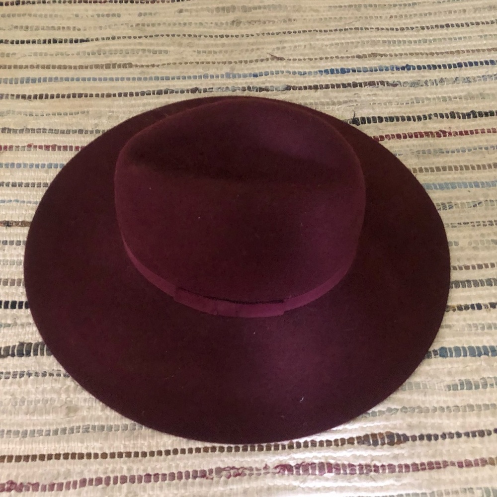 Express felt hat